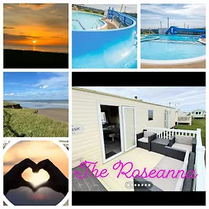 Roseanna Retreat Beach Parkdean Holiday Park Holiday park Barmston